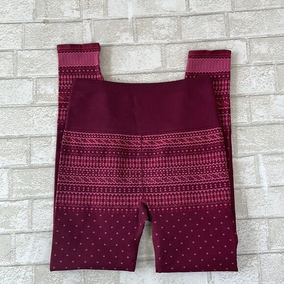 Fabletics faire isle leggings - Picture 6 of 12